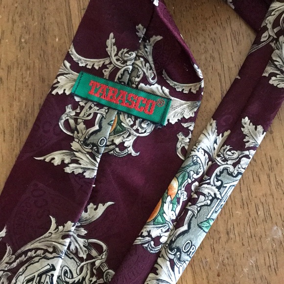 Tabasco Men’s 100% Silk Tie Maroon Tan With Fruit - Picture 2 of 6